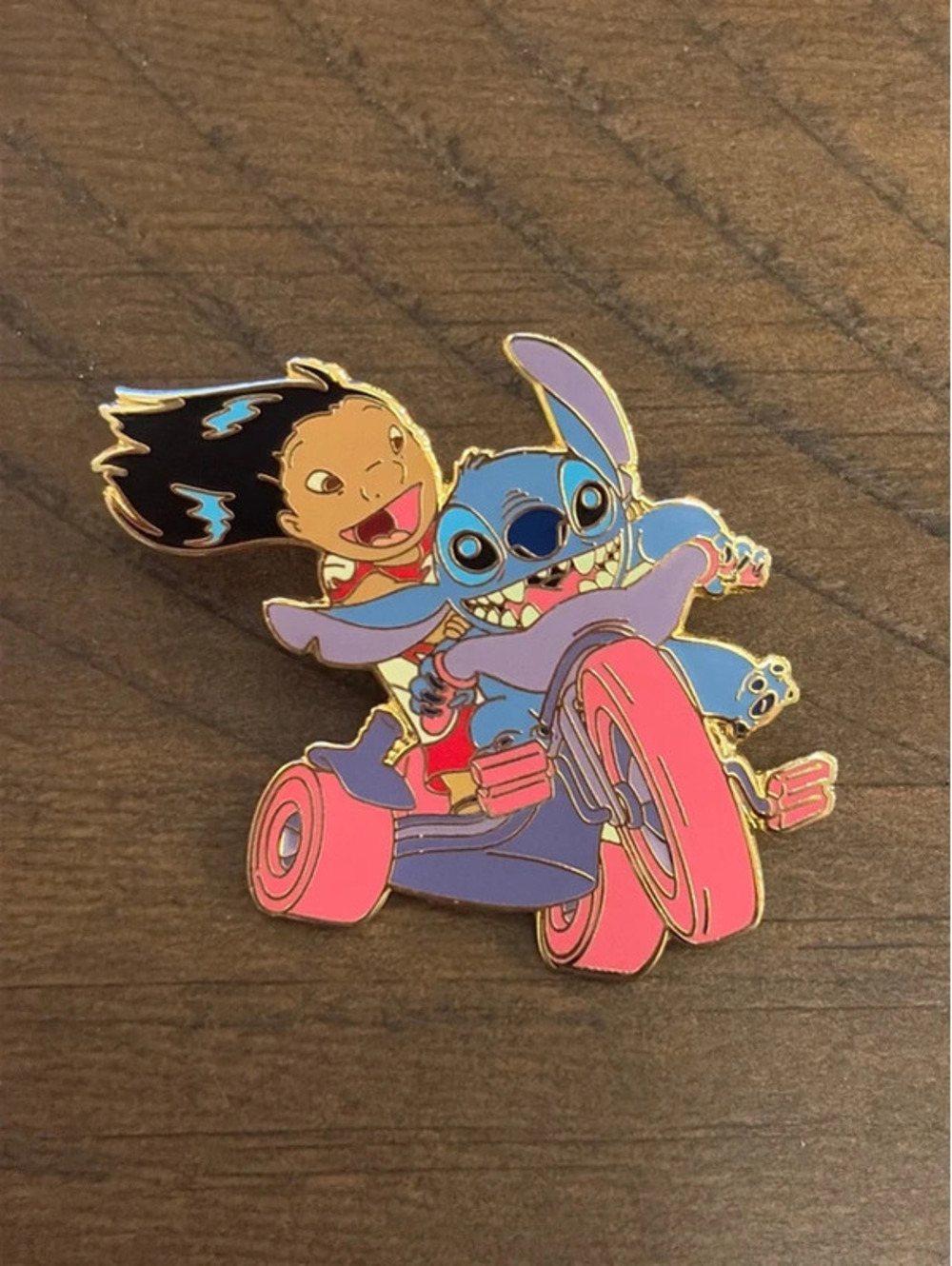 Disney 2002 Lilo & Stitch Tricycle Big Wheeler Vintage Trading Pin